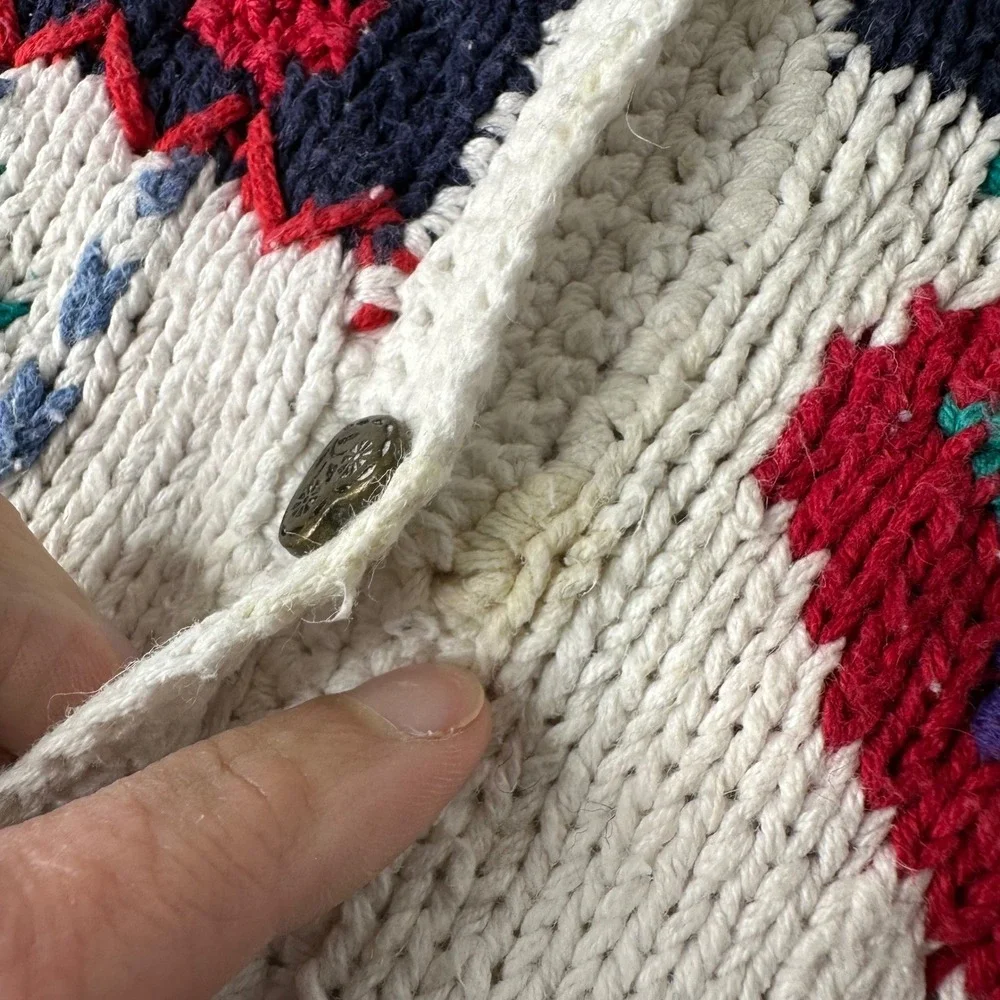 Signatures Northern Isles Hand Knit‎ Sweater White Fruit Americana Vtg 90s Sz L